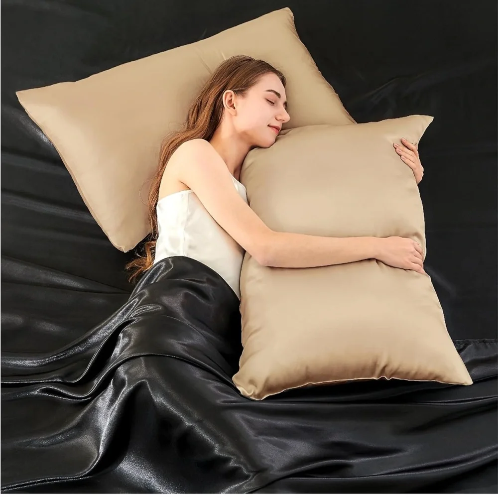 100% Mulberry Silk Pillowcase Queen Size 20”x30” Hidden Zipper New in Box